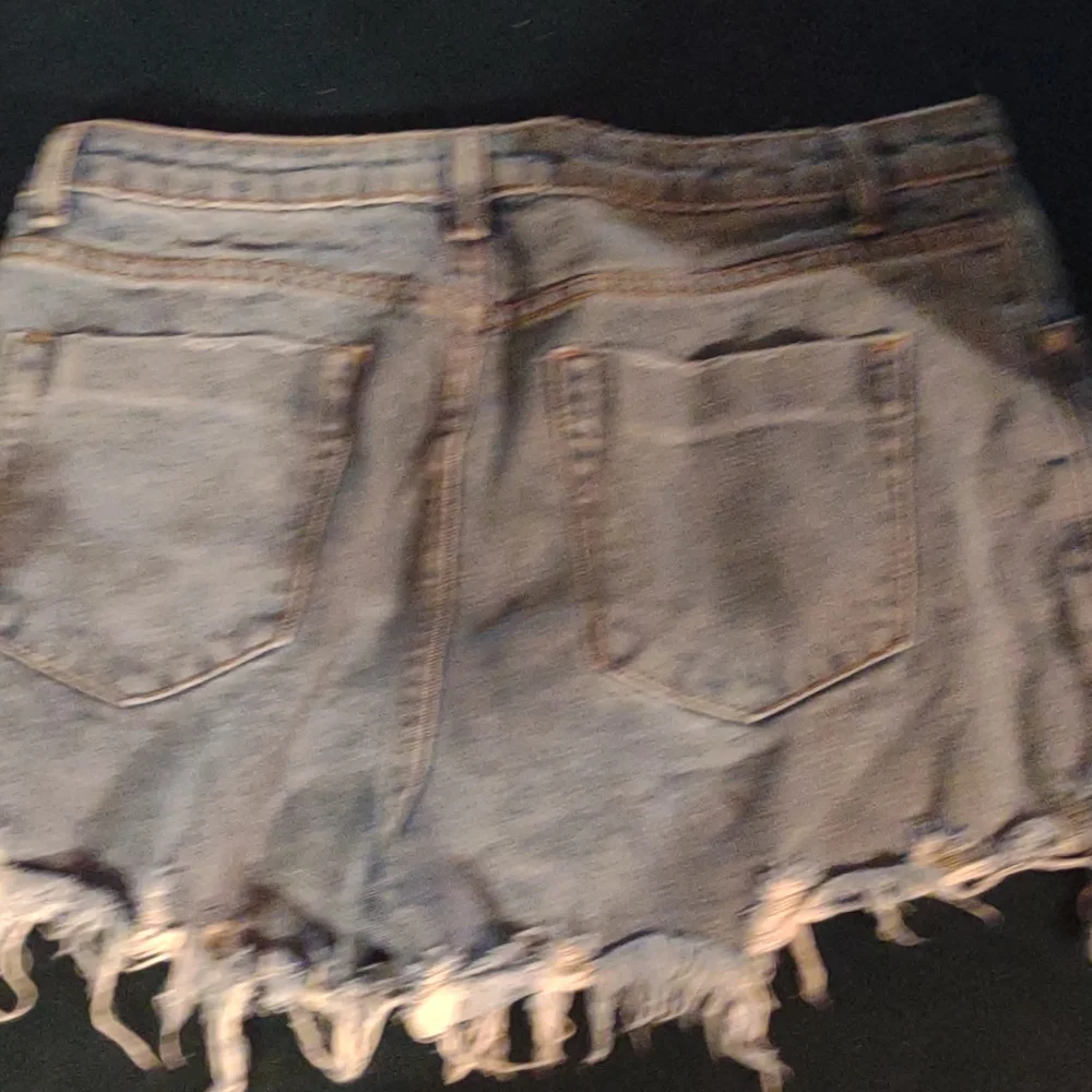 Shorts - Picture 2 of 2